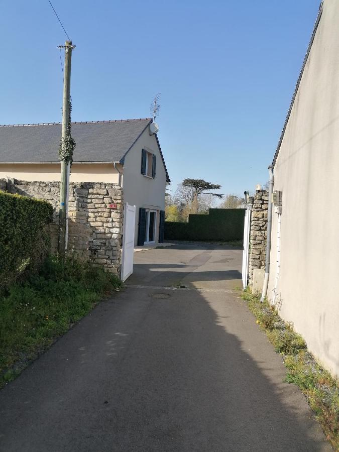 Le So Art, Grande Maison 4 Chambres, Terrain De Petanque, Grand Jardin Clos, Flipper, Babyfoot, Jeux Arcade, Ping Pong,1 Km Mer, Proche Golf, Port En Bessin, Bayeux Et Plages Du Debarquement, Adaptee Enfants Commes Kültér fotó